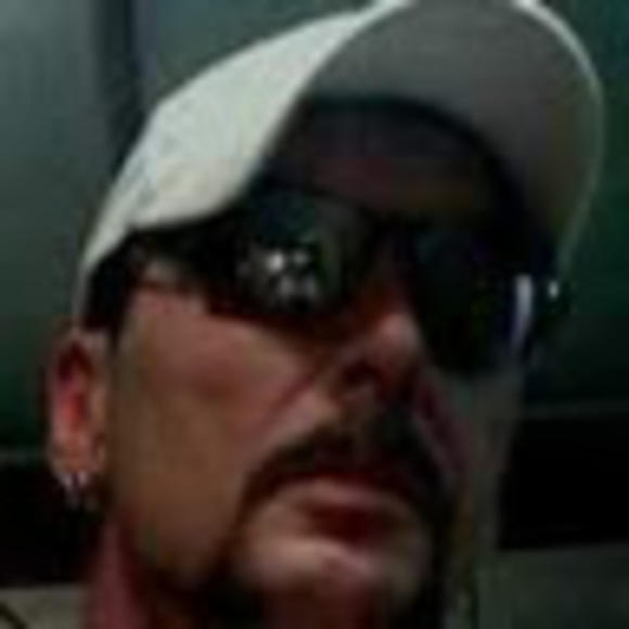 Meet your Posher, Jeffrey - Picture 1 of 1